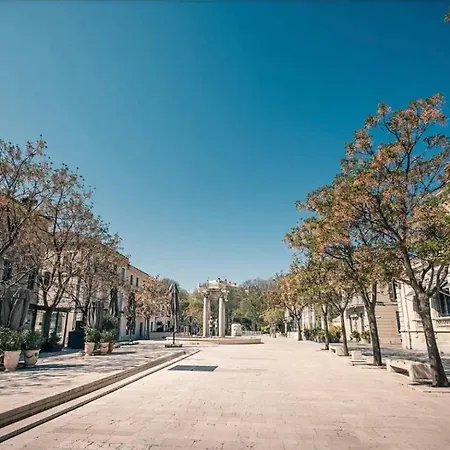 Petite Maison De Avec Jardin Quartier Calme Semesterbostad Nîmes