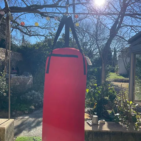 Petite Maison De Avec Jardin Quartier Calme *