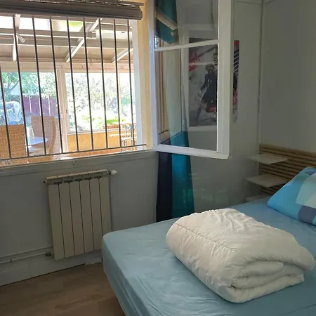 Petite Maison De Avec Jardin Quartier Calme Nimes